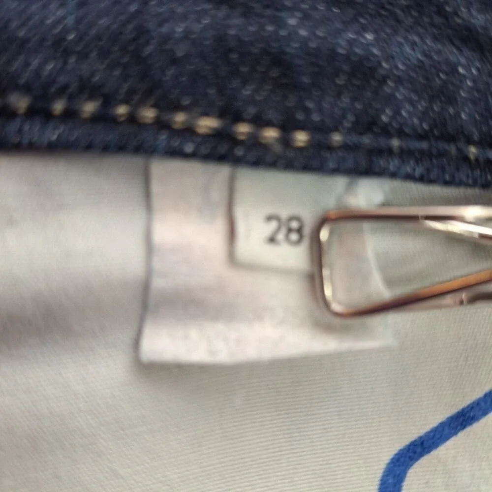 US Jeans Co step into